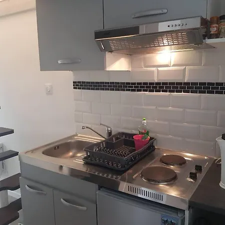 Cosy A 35 M² Piscine Partagee *